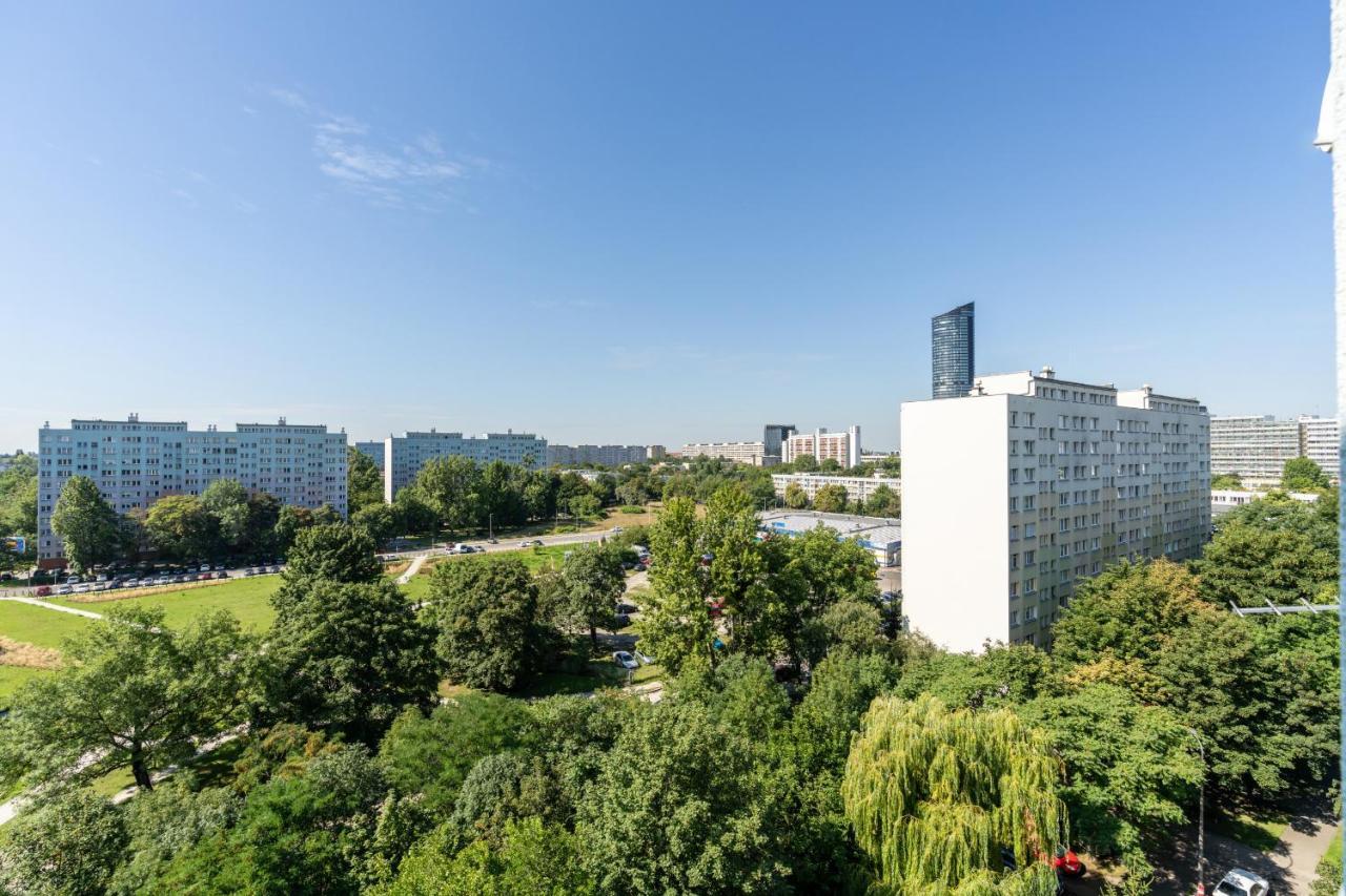 Stylish Apartment Near Wroclavia For 4 Guests By Noclegi Renters Wrocław Kültér fotó